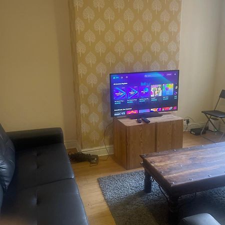 Transformative Housing Laurie Avenue Apartment Nottingham Bagian luar foto
